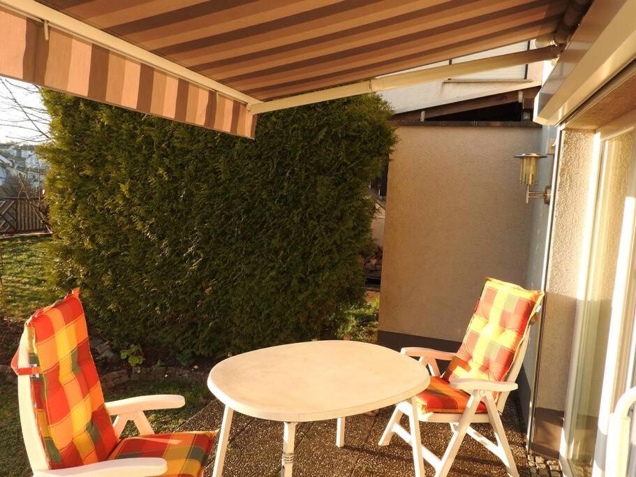 Schoene Gemuetliche Ferienwohnung Mit Fernblick. Nalbach Exterior photo